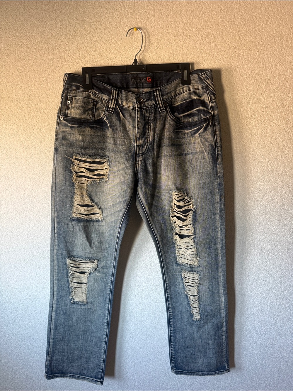 G by Guess Men’s Light Blue Distressed Relaxed Jeans
